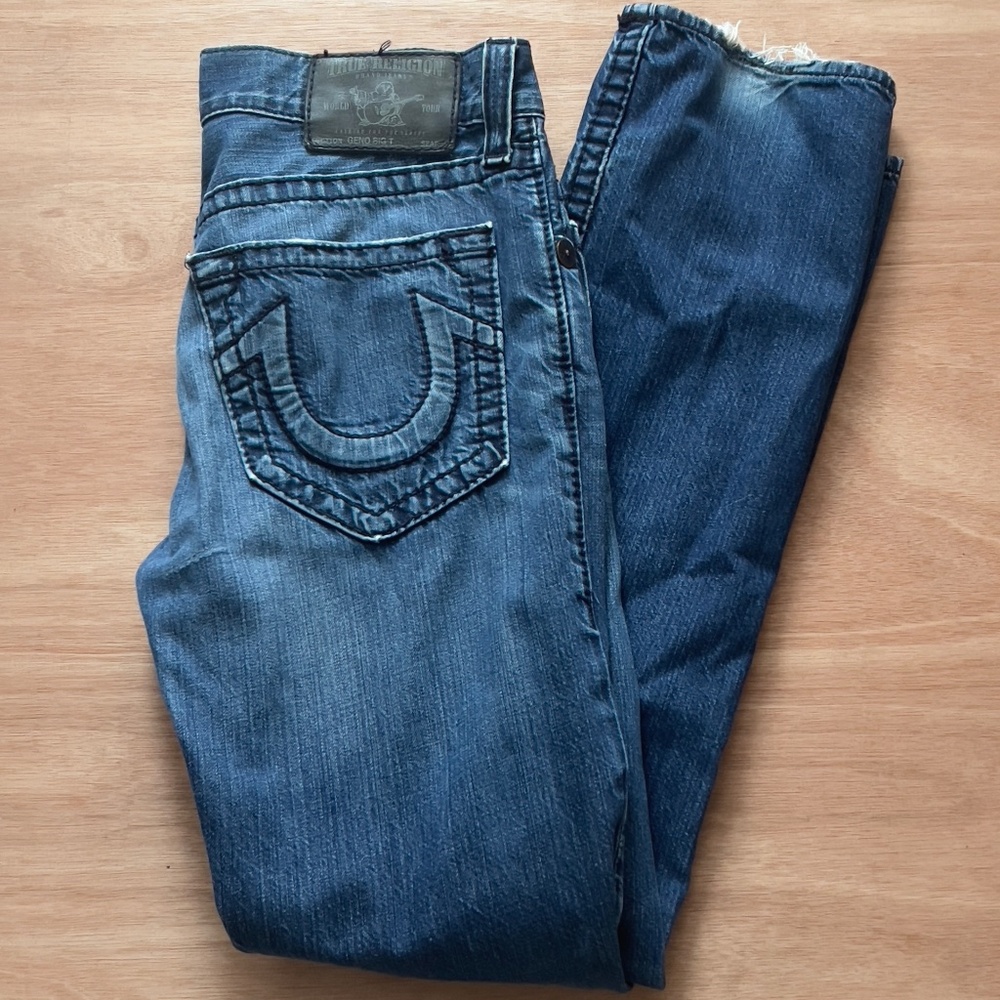 True Religion button fly jeans 32 medium wash blue ripped distressed USA L33
